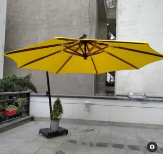 چتر پایه کنار باغی – انتخابی ایده‌آل برای محیط‌های باز